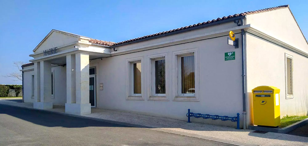 agence postale de Plassay